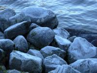 rochers sur une plage